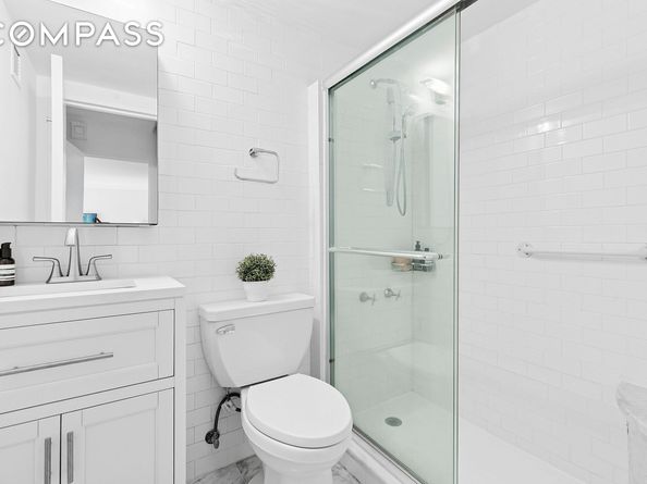 2 5th Avenue 5B, New York NY 10011