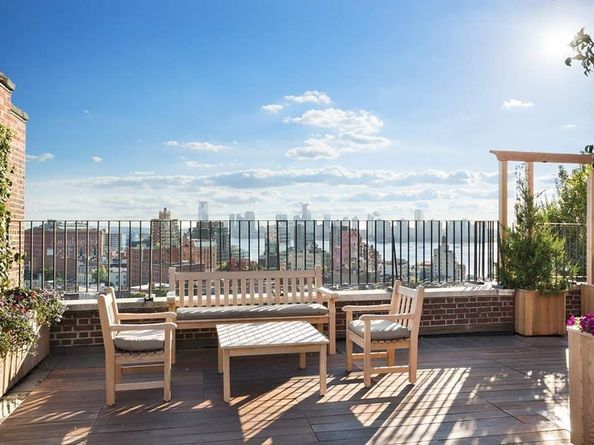 302 West 12th Street 2E, New York NY 10014