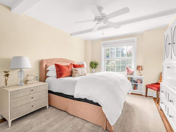 302 West 12th Street 2E, New York NY 10014