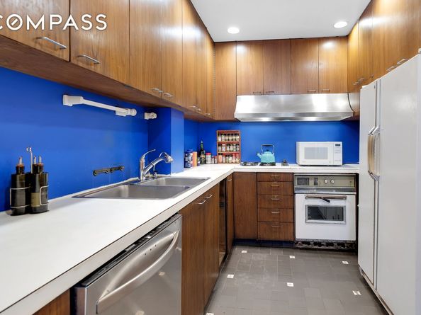 206 East 30th Street, New York NY 10016