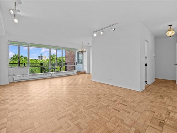 2727 Palisade Avenue 15L, Bronx NY 10463