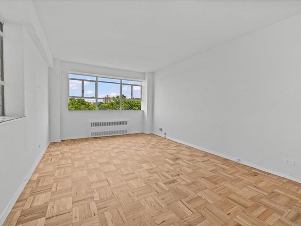 2727 Palisade Avenue 15L, Bronx NY 10463