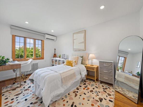 85-18 65th Road, Queens NY 11374