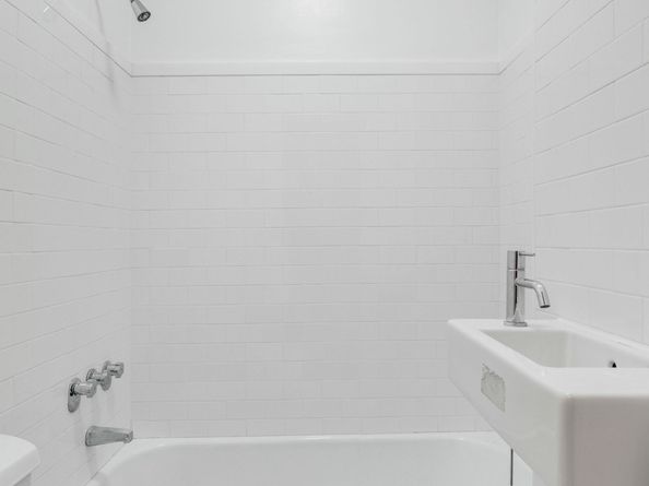 16 Sutton Place 2B, New York NY 10022