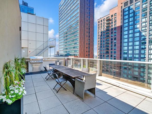 26-26 Jackson Avenue 603, Queens NY 11101