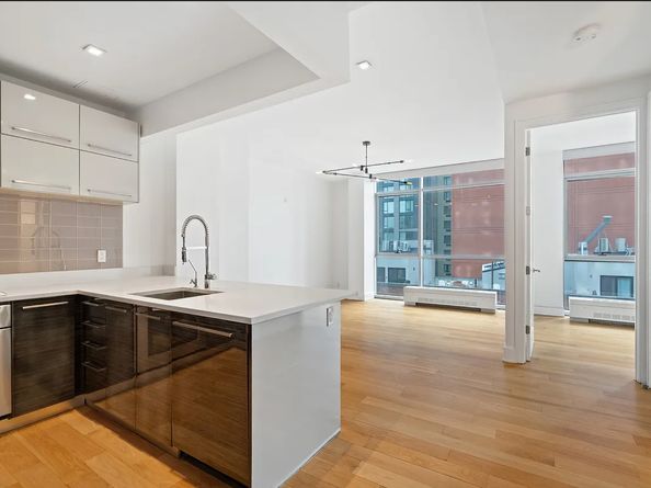 26-26 Jackson Avenue 603, Queens NY 11101