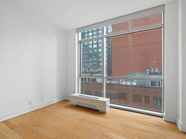 26-26 Jackson Avenue 603, Queens NY 11101