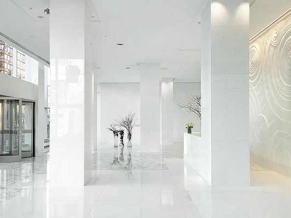 635 West 42nd Street 28D, New York NY 10036