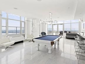 635 West 42nd Street 28D, New York NY 10036