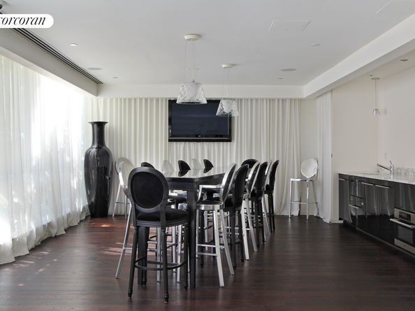 340 East 23rd Street 10D, New York NY 10010