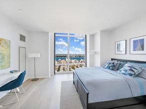 247 West 46th Street 4201, New York NY 10036