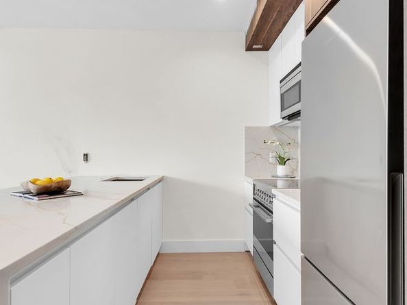 156 Somers Street 2A, Brooklyn NY 11233