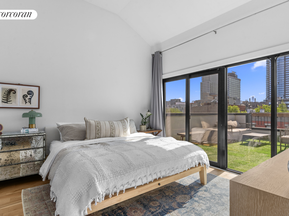 212 Franklin Street, Brooklyn NY 11222