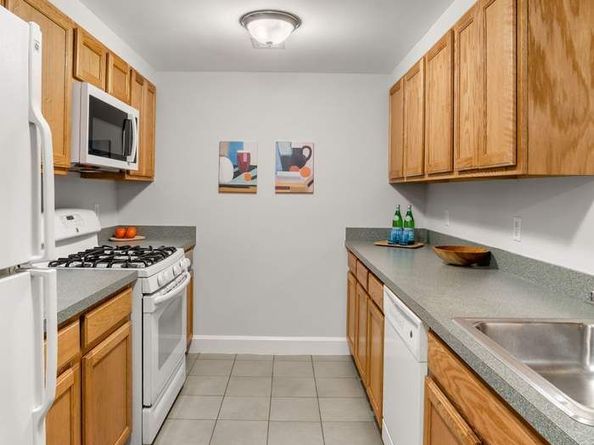 1885 Lexington Avenue 5D, New York NY 10035