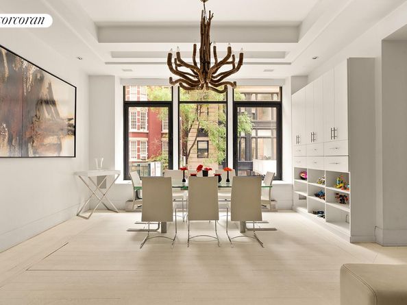 24 East 21st Street 2, New York NY 10010