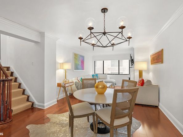 7 East 35th Street 10E, New York NY 10016