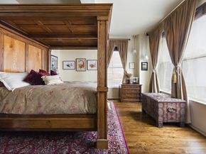 335 West 38th Street 3, New York NY 10018