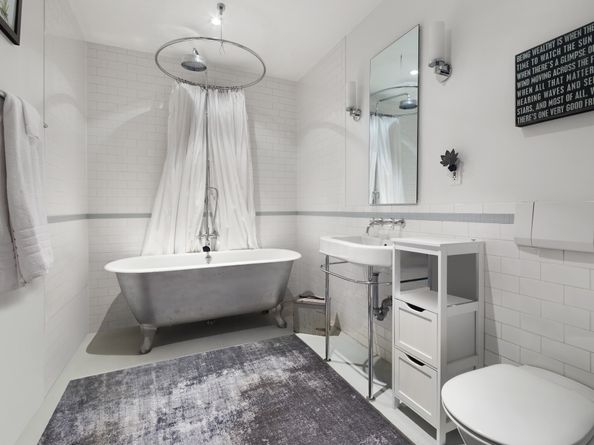 335 West 38th Street 3, New York NY 10018