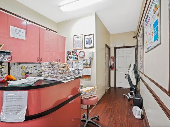 16-70 Putnam Avenue, Brooklyn NY 11238