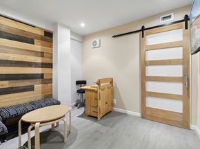 347 East 53rd Street LA, New York NY 10022