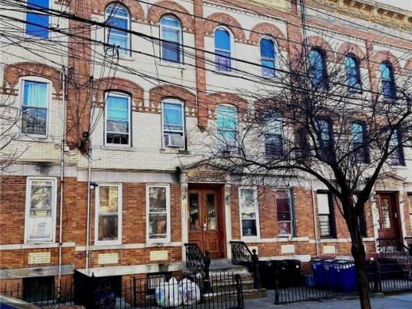 18-24 Cornelia Street, Queens NY 11385