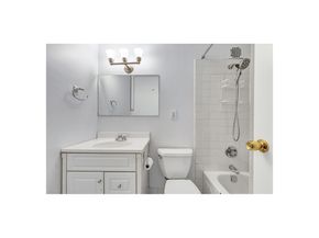 533 East 13th Street 1A, New York NY 10009