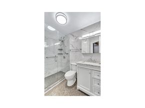 533 East 13th Street 1A, New York NY 10009