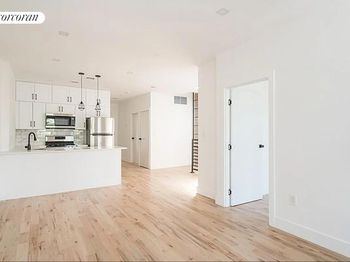 297 Hinsdale Street