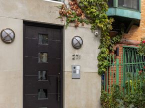 271 West 122nd Street A, New York NY 10027