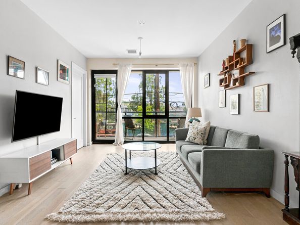362 Van Brunt Street 1D, Brooklyn NY 11231