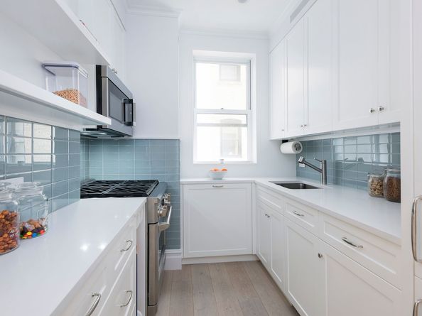 25 Fifth Avenue 9B, New York NY 10003