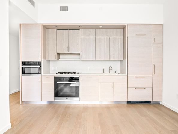 1 City Point 30K, Brooklyn NY 11201
