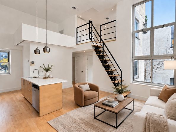 96 Woodpoint Road 3A, Brooklyn NY 11211