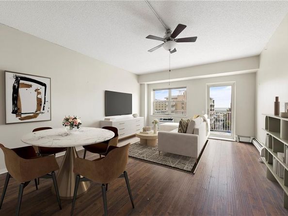 260 Beach 81st Street 6V, Queens NY 11693