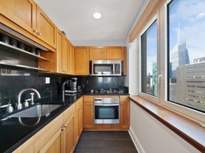 425 5th Avenue 47A, New York NY 10016