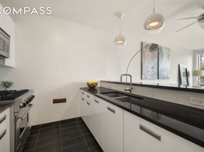 46-30 Center Boulevard 707, Queens NY 11109