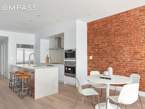 17 East 17th Street 2, New York NY 10003