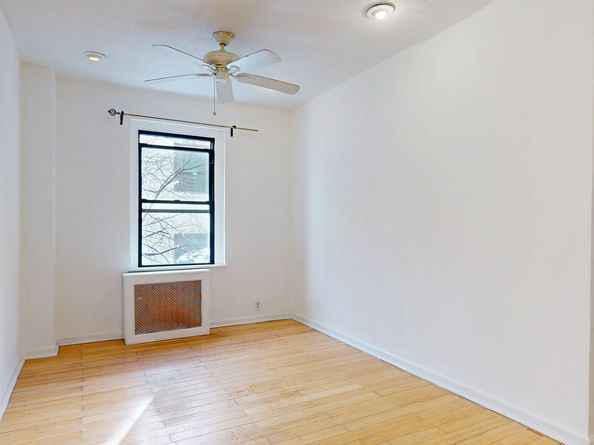 21-38 35th Street APT2, Queens NY 11105