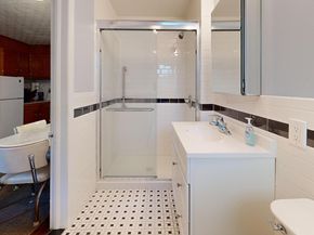 21 2nd Street, Brooklyn NY 11231