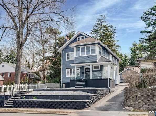 561 Grand Avenue, Leonia NJ 07605