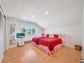 431 Van Renssalaer Court, Ridgefield NJ 07657