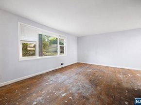 287 Tietjen Avenue, Englewood NJ 07631