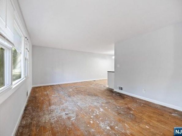 287 Tietjen Avenue, Englewood NJ 07631