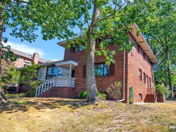 379 Mauro Road, Englewood Cliffs NJ 07632