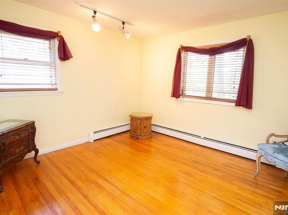 379 Mauro Road, Englewood Cliffs NJ 07632
