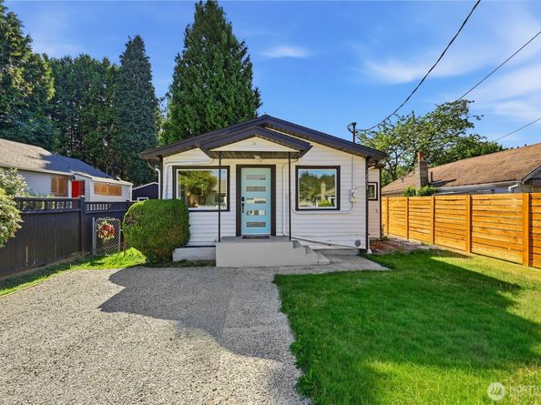 12215 44th Avenue S, Tukwila WA 98178