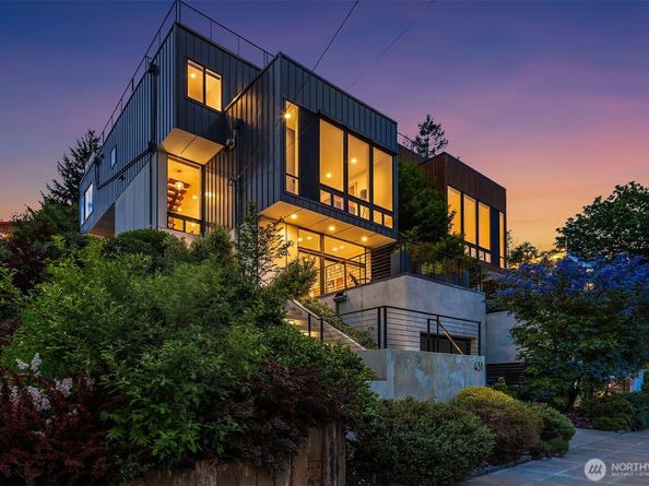 431 26th Avenue E, Seattle WA 98112
