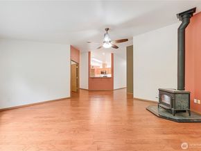 3995 SW Cimmarron Lane, Port Orchard WA 98367