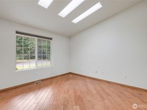 3995 SW Cimmarron Lane, Port Orchard WA 98367