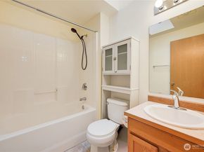 3995 SW Cimmarron Lane, Port Orchard WA 98367